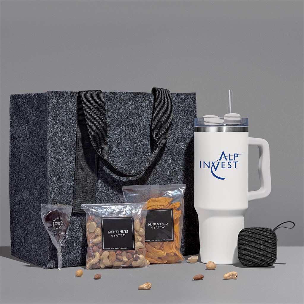 Yatta Graceful Goodies Hamper - Image 9