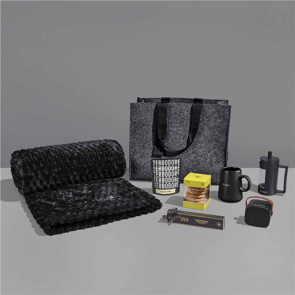 Yatta Blanket Bliss Hamper - Image 4