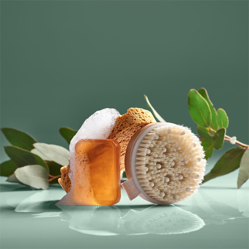 Eva & Elm Aura Bath Massage & Exfoliate Brush - Image 6