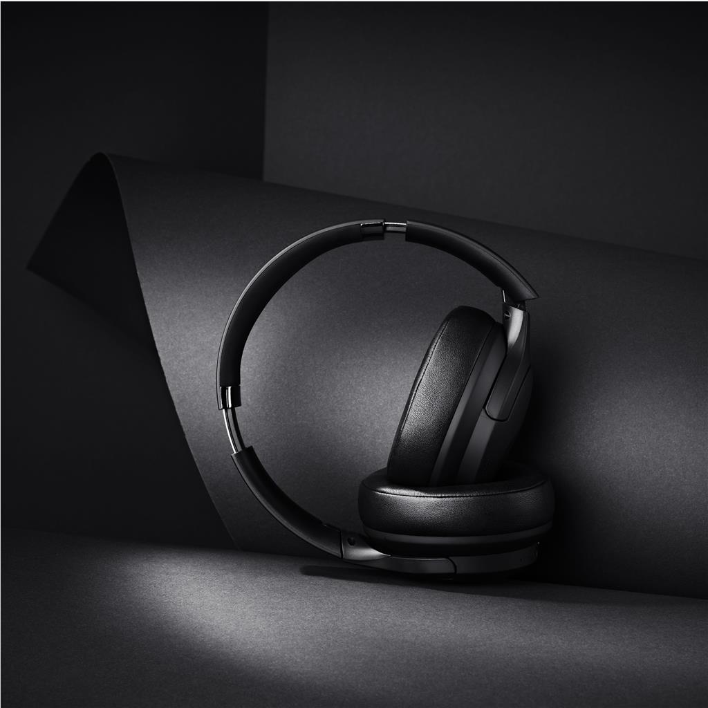 Alex Varga Utopia Active Noise-Cancelling Bluetooth Headphones - Image 6