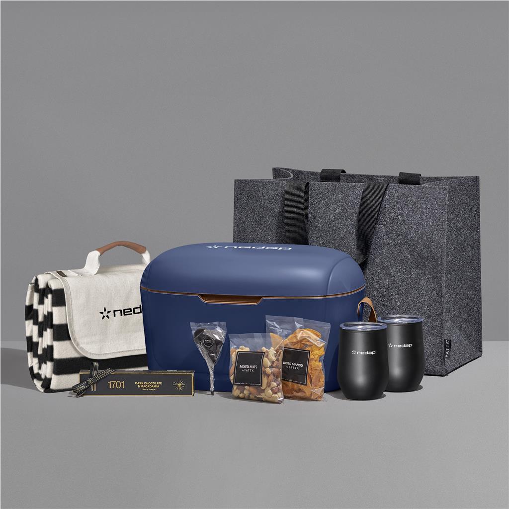 Yatta Outdoor Indulgence Hamper - Image 5