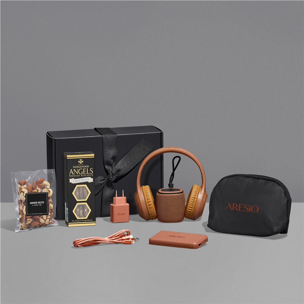 Yatta Connected Cravings Hamper - Image 5